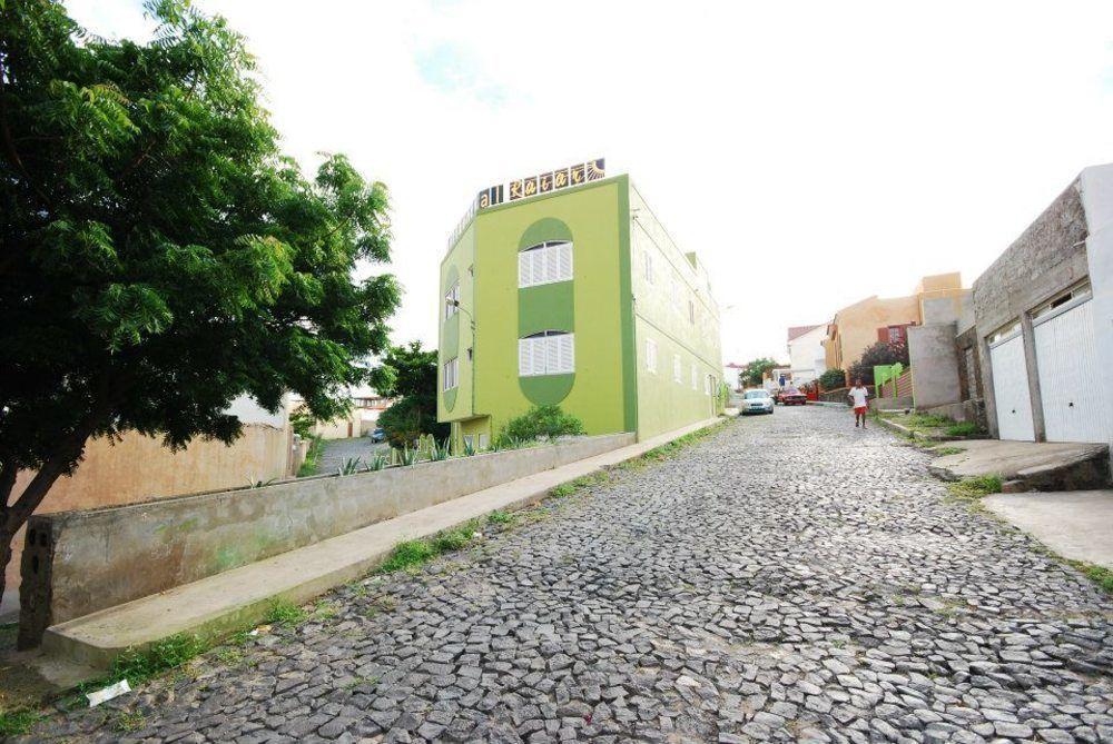 Residencial Raiar Hotel Mindelo Exterior photo