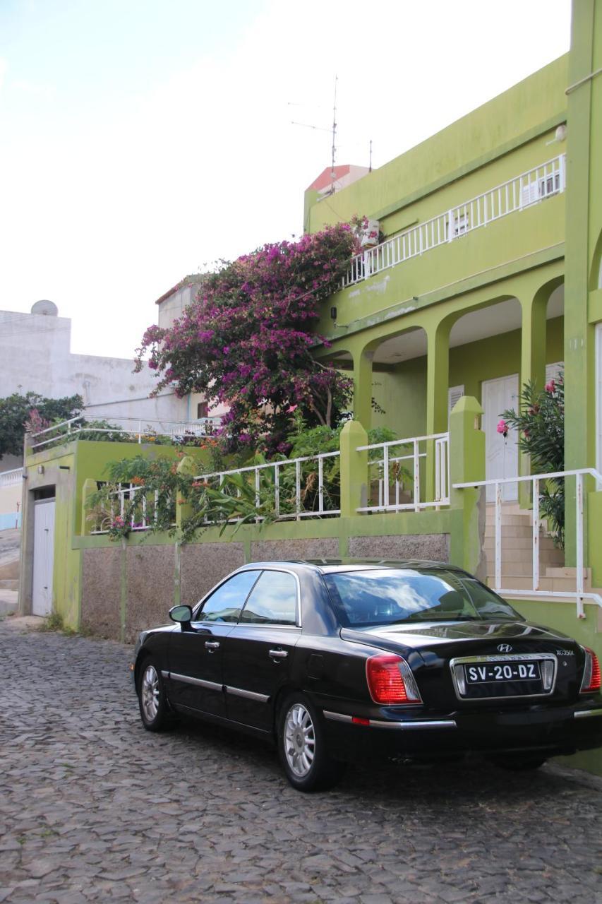 Residencial Raiar Hotel Mindelo Exterior photo